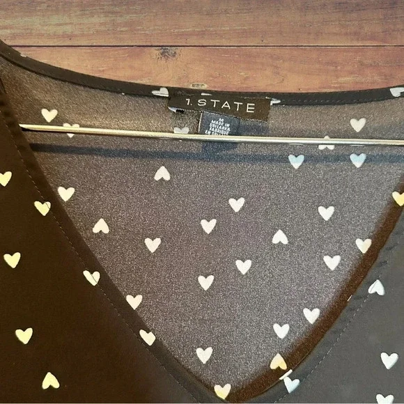 REVOLVE 1. State Black Confetti Hearts Bishop Sleeved V Neck Blouse size M - Picture 3 of 5